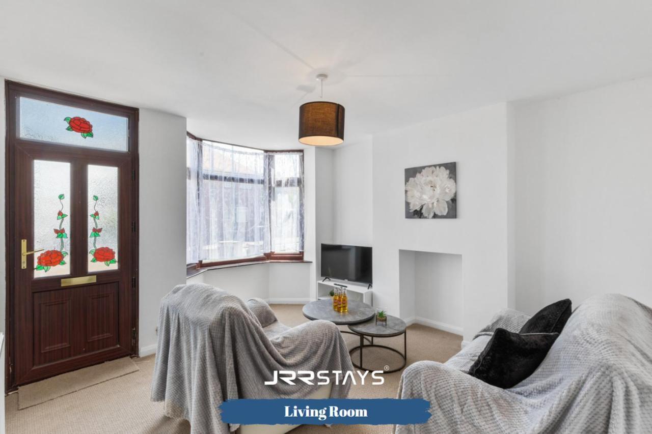 Nuneaton - Ideal 3 Bedroom, Wi-Fi Parking, Sleeps 6 - Jrr Stays Exterior foto