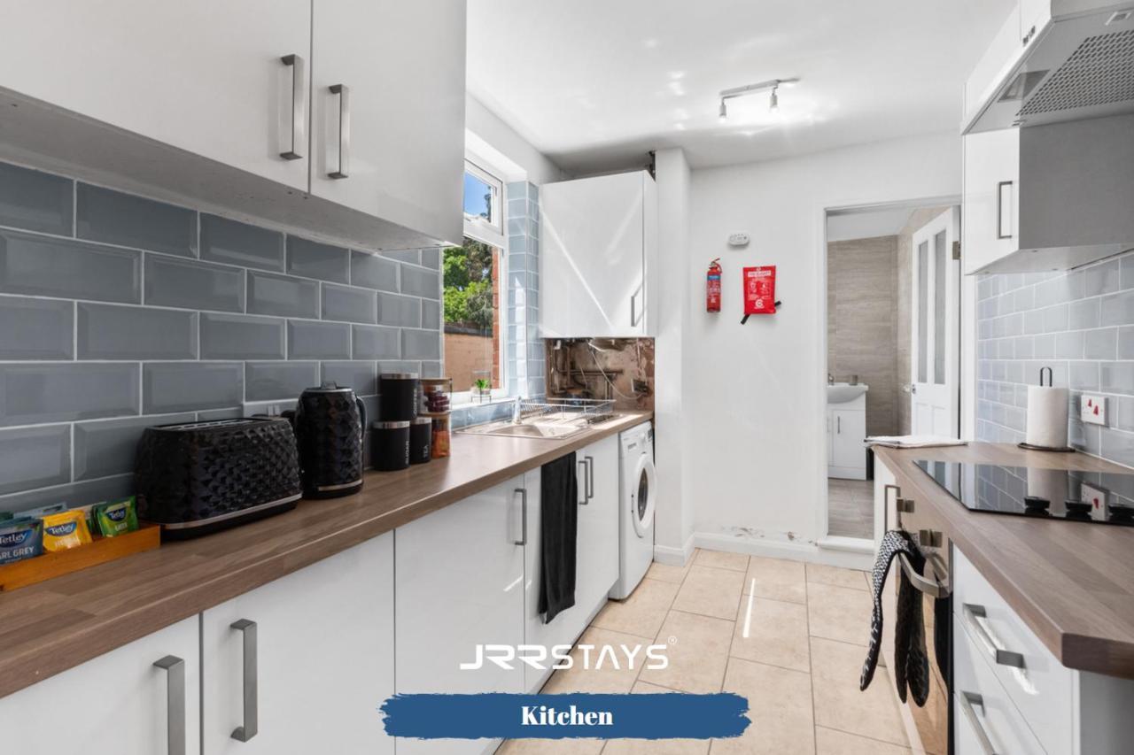 Nuneaton - Ideal 3 Bedroom, Wi-Fi Parking, Sleeps 6 - Jrr Stays Exterior foto
