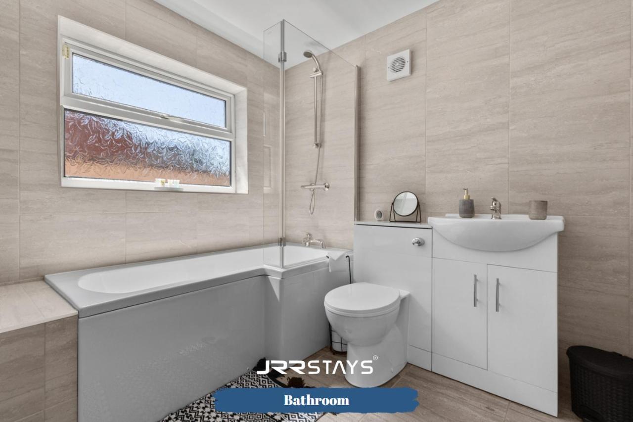 Nuneaton - Ideal 3 Bedroom, Wi-Fi Parking, Sleeps 6 - Jrr Stays Exterior foto