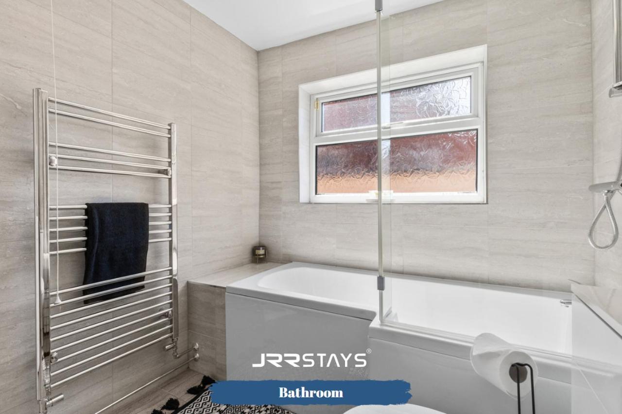 Nuneaton - Ideal 3 Bedroom, Wi-Fi Parking, Sleeps 6 - Jrr Stays Exterior foto