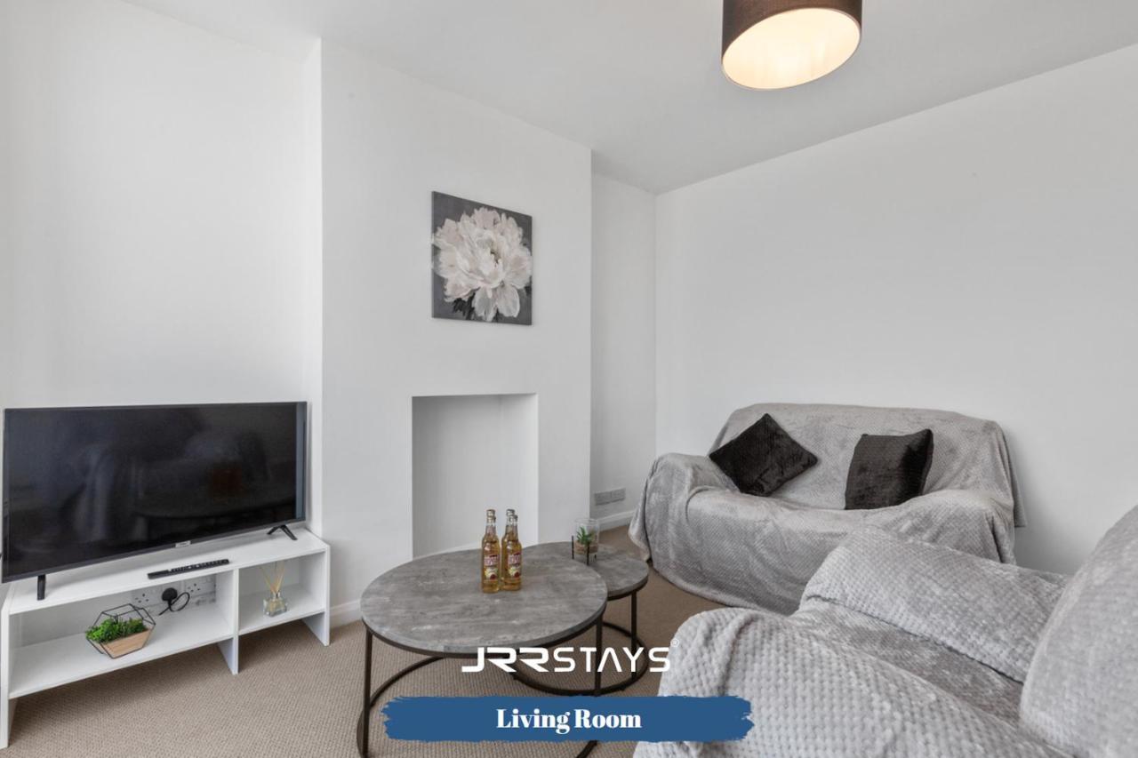 Nuneaton - Ideal 3 Bedroom, Wi-Fi Parking, Sleeps 6 - Jrr Stays Exterior foto